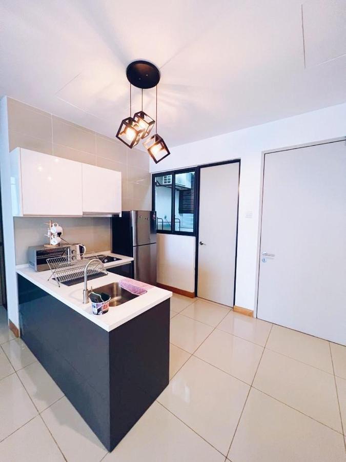 Connected Train 3 Bedrooms - Above Klgateway Mall 14 Kuala Lumpur Exterior foto